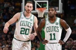 开云体育入口-末节狂飙+制胜抢断！米切尔的逆袭剧本让独行侠成了最佳背景板