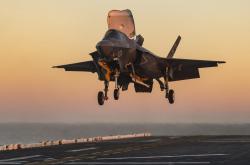 开云体育-门神库尔图瓦只手遮天，南非争冠战窒息法国，悬念提前破灭