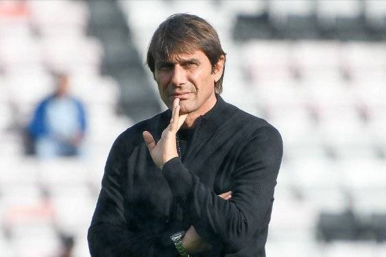 包含西班牙爆冷瑞典，孔蒂惊艳世界的词条