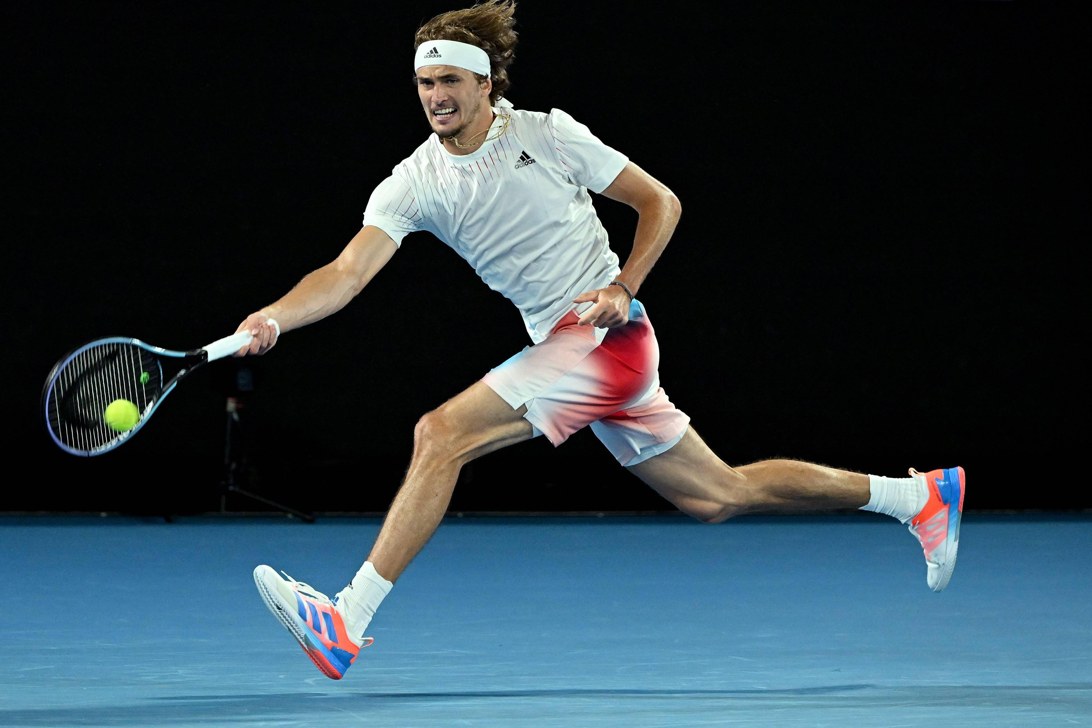 意大利网球队险胜法国网球队，兹维列夫惊艳世界的简单介绍