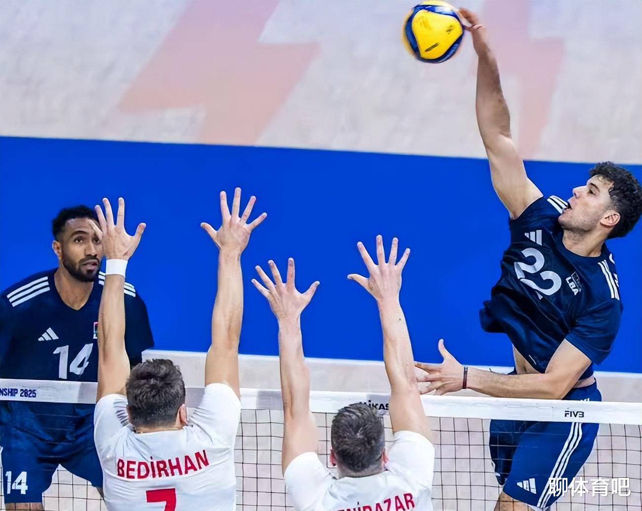 排球战队状态火热，誓夺总冠军