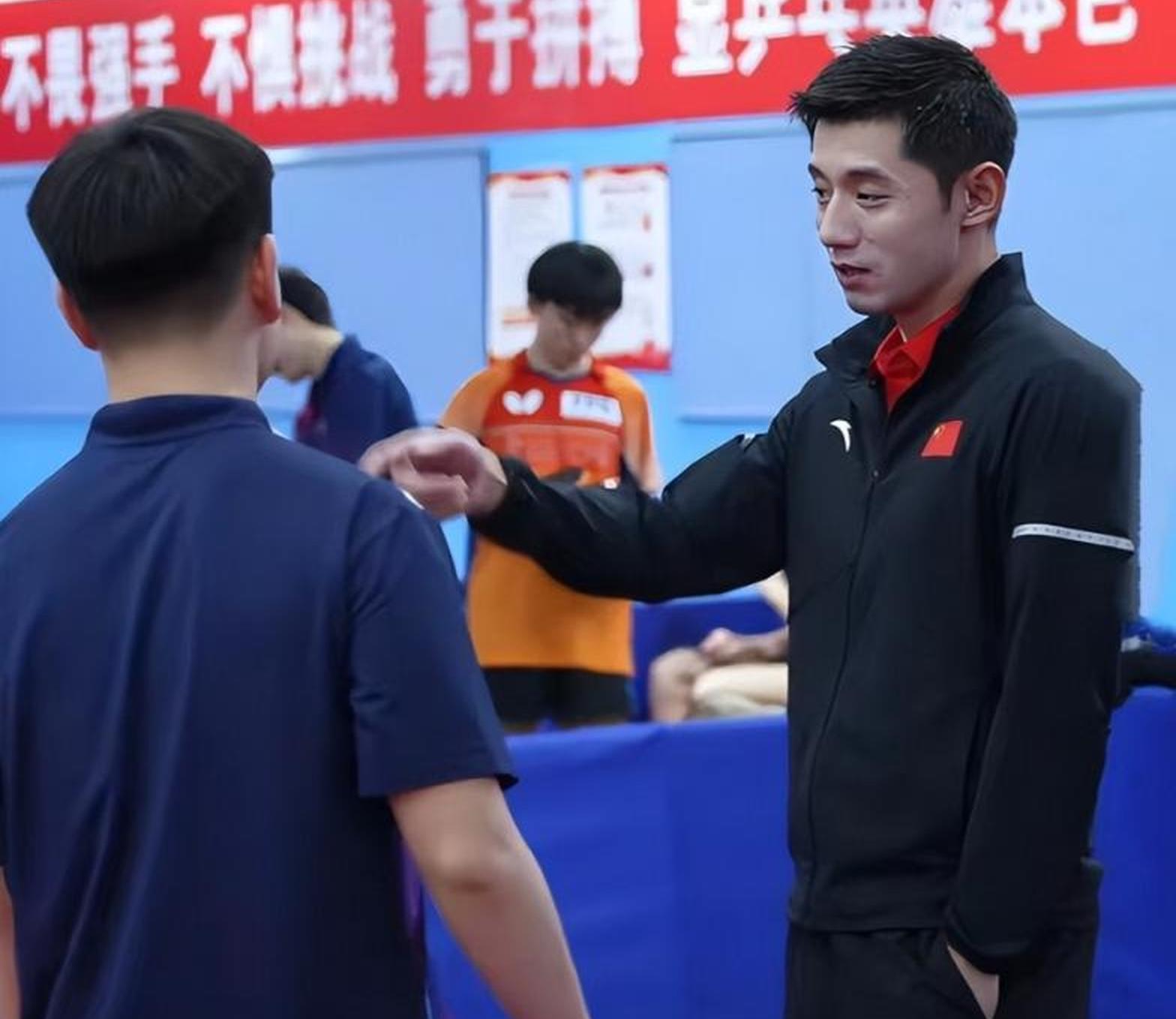 波兰乒乓球队绝地反击日本乒乓球队,张继科高光表现 波兰乒乓球队绝地反击日本乒乓球队,张继科高光表现