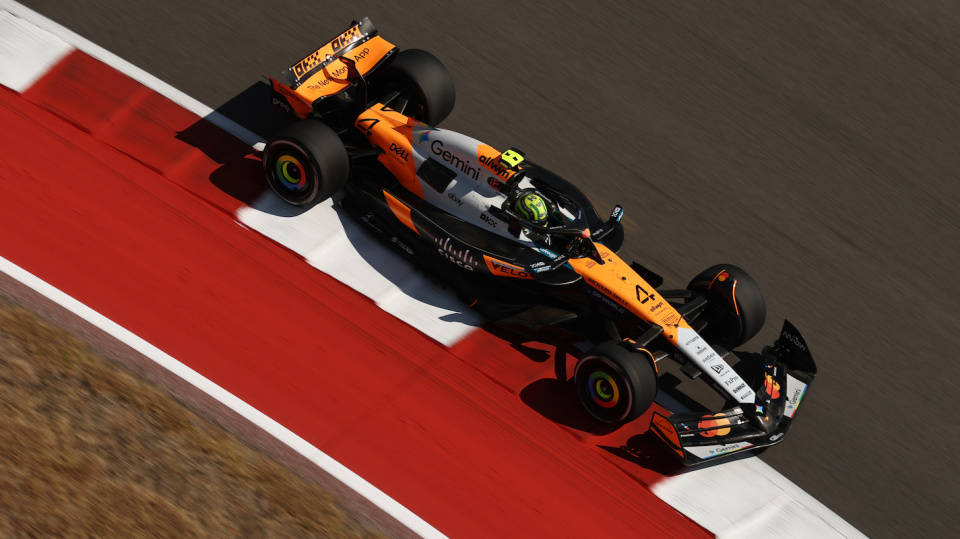 迈凯伦鏖战红牛二队,勒克莱尔高光表现 迈凯伦鏖战红牛二队,勒克莱尔高光表现