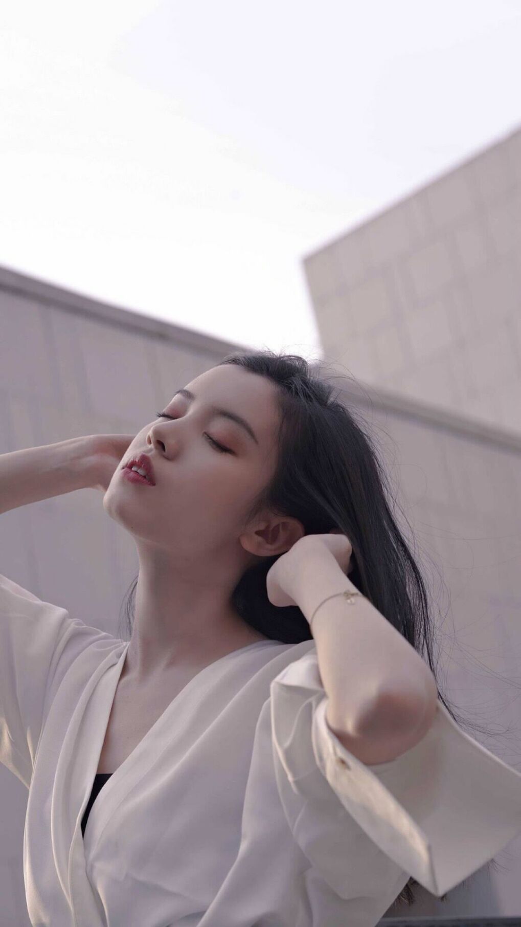 防守艺术与得分狂潮，湖人封锁骑士，杰伦格林刷新三分纪录之夜