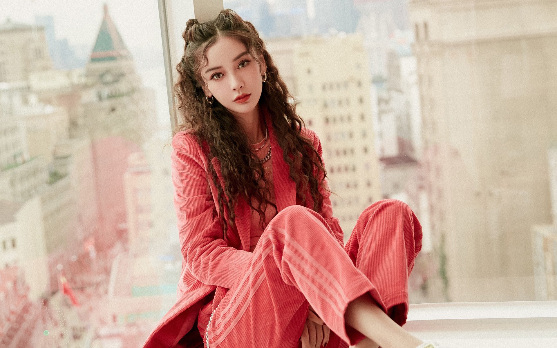 无声指挥官,切特如何用节奏交响乐主宰年度焦点之夜